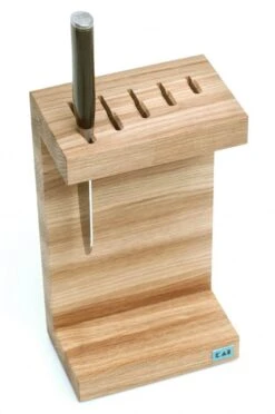 Kai C-shaped Knife Block - Made Of Oak Wood -Kitchen Knife Shop kai c shaped knife block made of oak wood 2