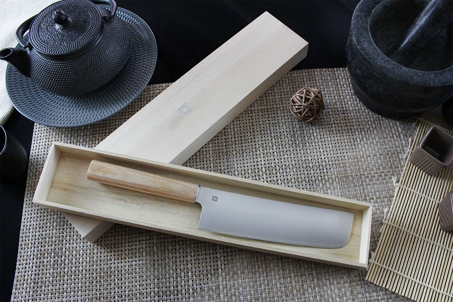 Shizu Hamono Yuri Japanese Nakiri Knife 21.5cm 4 Shizu Hamono Yuri Japanese Nakiri Knife 21.5cm - Image 2